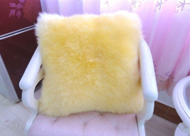 China Coxim amarelo do assoalho da pele de carneiro com zíper, descansos distorcidos macios de Seat do Lambswool  fornecedor
