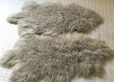 China Tela tibetana da pele do Mongolian do cordeiro para o cinza 60 * 90cm do descanso de lance fornecedor