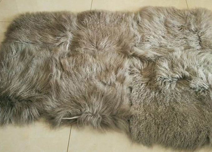 descanso da pele do Mongolian do cabelo encaracolado de 10-15cm brandamente morno com revestimento protetor de tela da camurça