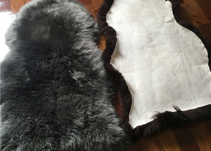 Deslizamento tingido do tapete da pele de carneiro de lãs cinza real longo anti para o jogo do bebê da sala de visitas