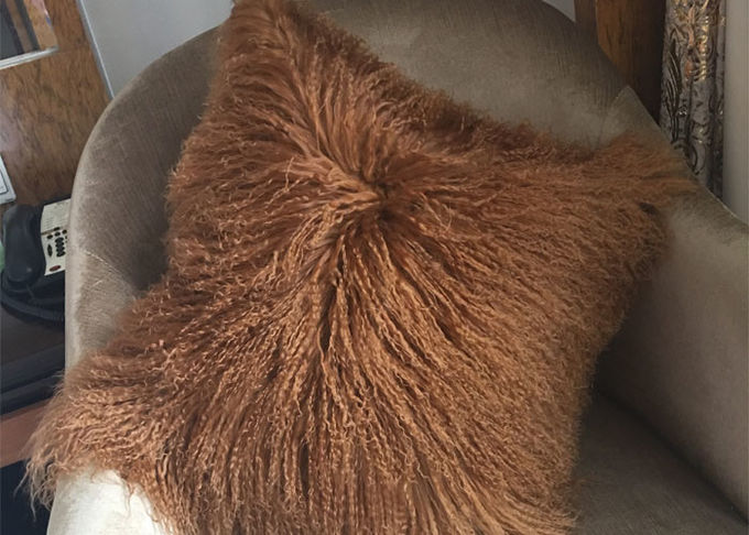 Luz real do cabelo da onda da pele do Mongolian - camelo genuíno marrom do coxim da pele de carneiro de Tibet 40cm
