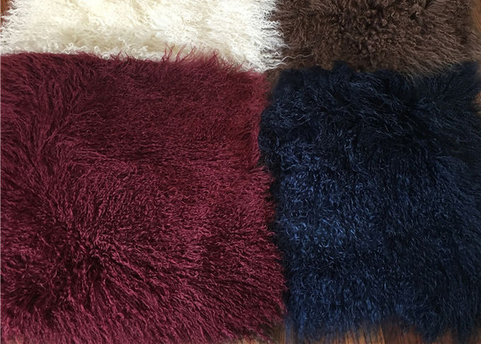 Coloque do tapete geral da pele de carneiro do Mongolian do lance o delicado morno com cor crua/tingida