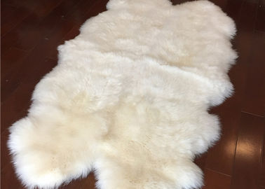 China Quadrilátero longo branco natural do tapete da pele de carneiro de Nova Zelândia de lãs do tapete real da pele de carneiro fornecedor