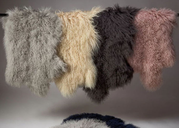 Tapete longo roxo da pele de carneiro do Mongolian dos cabelos Windproof para fazer o vestuário do inverno
