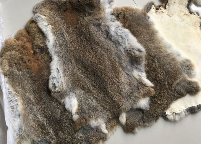 a pele tingida lisa do coelho de 30*40cm tamborila confortável morno para o vestuário do inverno