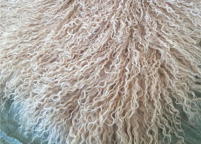 Tampa encaracolado natural do tamborete da pele de carneiro do Mongolian da pele dos carneiros brancos do tapete longo da pele de carneiro do cabelo